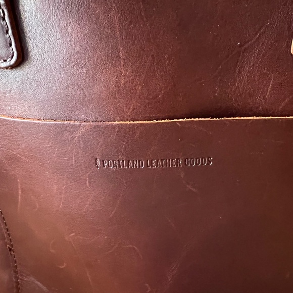 Portland Leather Goods Medium Crossbody Tote - Picture 5 of 14